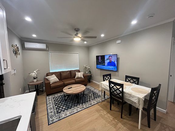 2nd image of 1050 Gian Dr Unit B