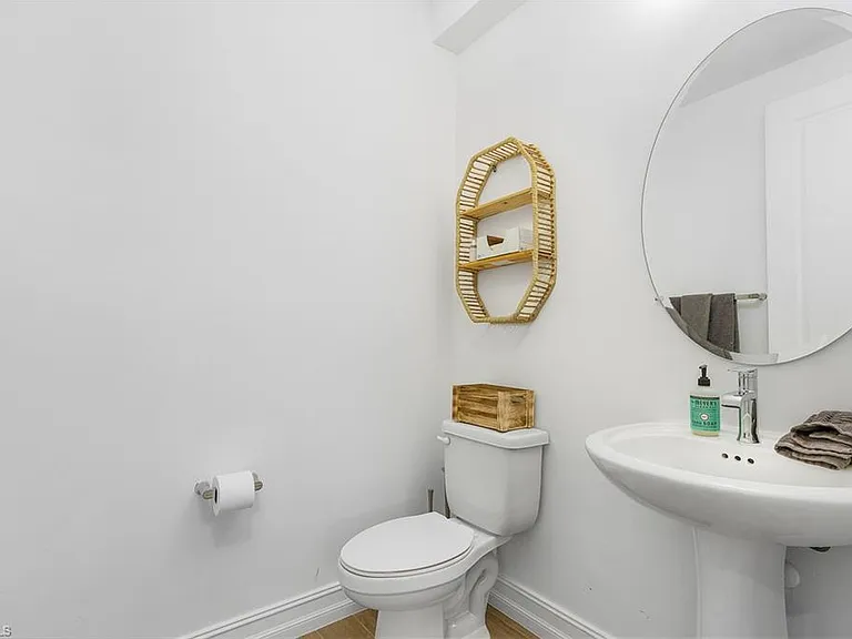 7596 Morgan Way — Photo 23