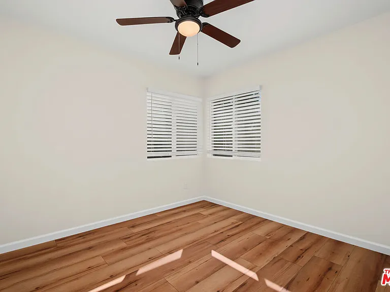11508 Fenton Ave — Photo 7