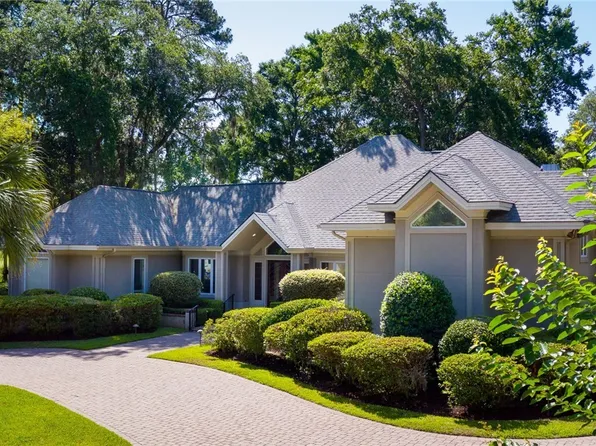14 Retreat Ln, Hilton Head Island, SC 29928