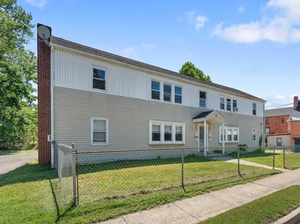 7 Elizabeth St #3, Pemberton, NJ 08068