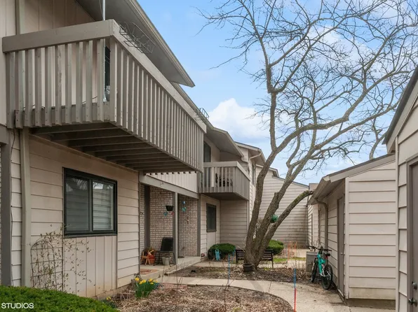 837 Faulkner Pl #837, Vernon Hills, IL 60061