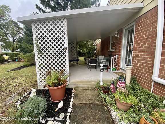 5th image of 17 Homestead Dr #A