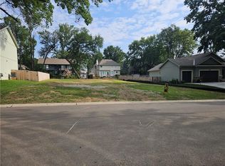 10922 W 70th Ter, Shawnee, KS 66203