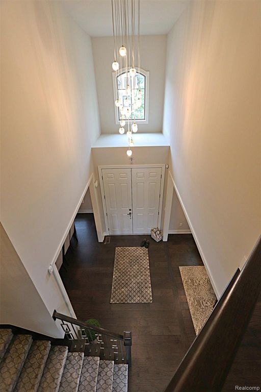 4966 Park Manor Dr, Troy, MI - View 6