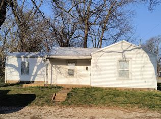 123 Dunnegan Street, Dunnegan, MO 65640