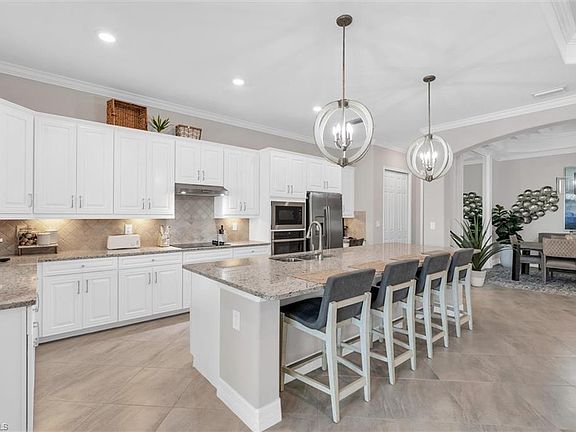 5th image of 28027 Edenderry CT