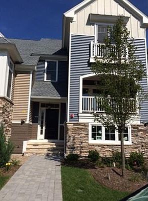 2nd image of 111 Boatwrights Loop