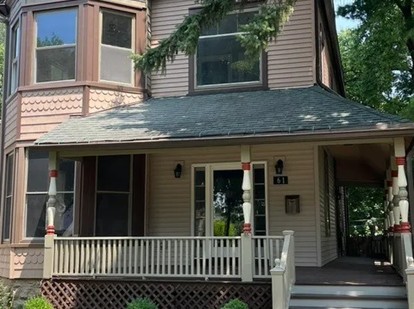 61 7th Ave, La Grange, IL 60525
