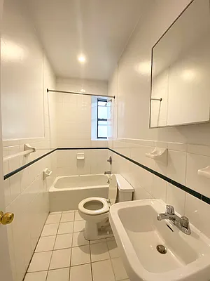 Rented by Corcoran | media 15