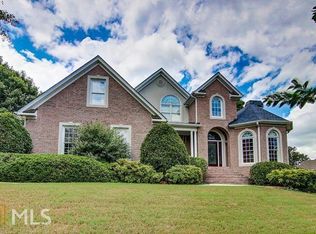 1056 Columbus Dr, Jonesboro, GA 30236