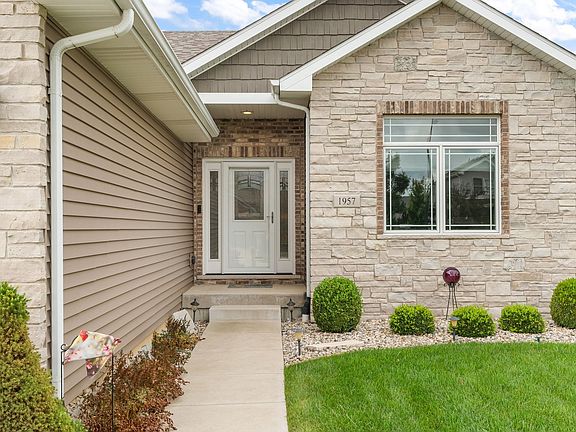 3rd image of 1957 Flagstone Ave