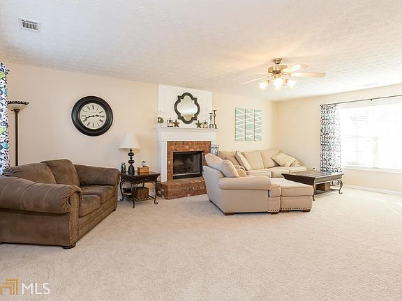 5th image of 3290 Battlement Cir