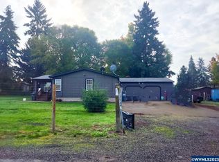 27498 3rd St, Junction city, OR 97448
