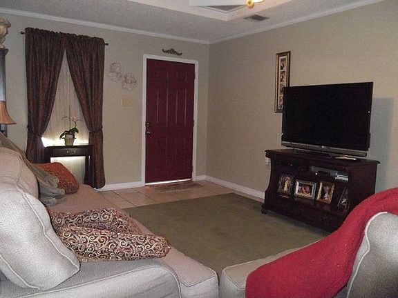 4th image of 329 Prevost Dr
