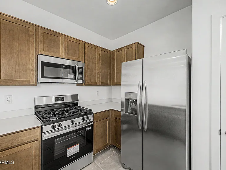 18732 W Maplewood Dr — Photo 11