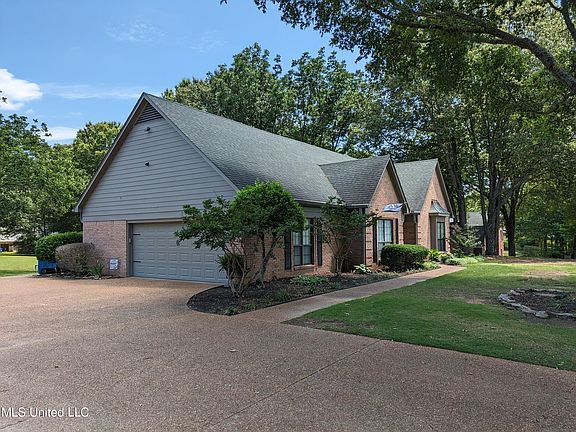 2nd image of 8632 Windersgate Dr