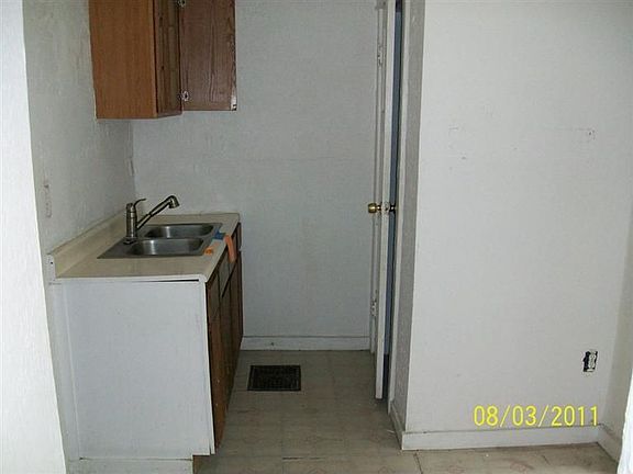 4th image of 1230 Catalpa Dr