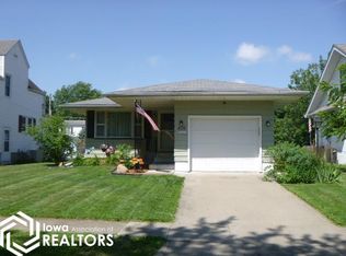 409 Spring St, West Burlington, IA 52655