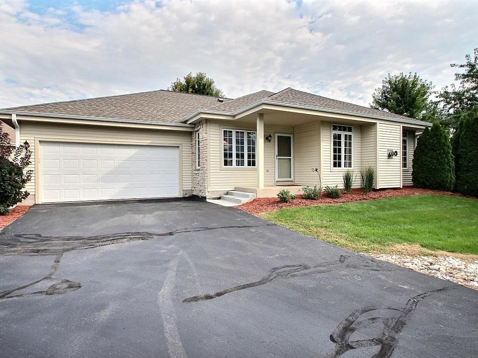 1st image of 2715 Sandra Ln