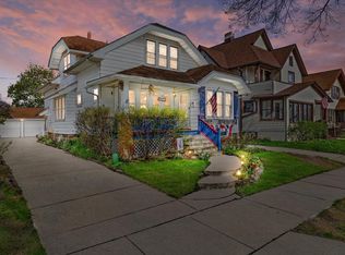 1435 S 80th St, West Allis, WI 53214