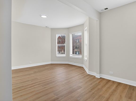 5th image of 4622 S Calumet Ave #1N