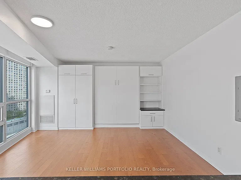18 Yonge St #1504 — Photo 7
