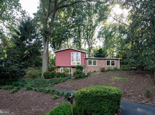 7310 Rippon Rd, Alexandria, VA 22307