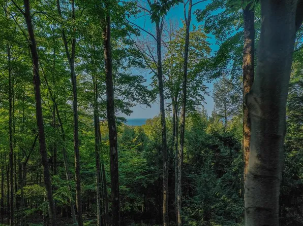 Monument Bluff Pass, Egg Harbor, WI 54209