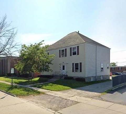 3rd image of 426 S Jefferson St