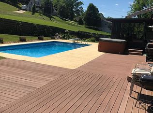 768 E Twin View Ln, Huntington, WV 25704