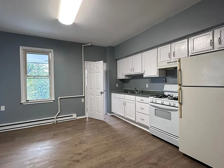 45 Madison St — Photo 8