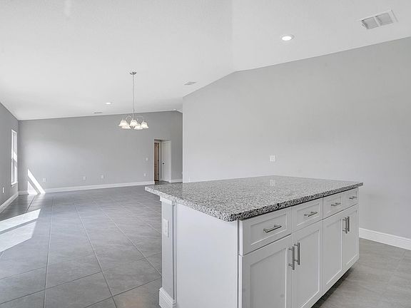 3rd image of 43 Peterlee Ct