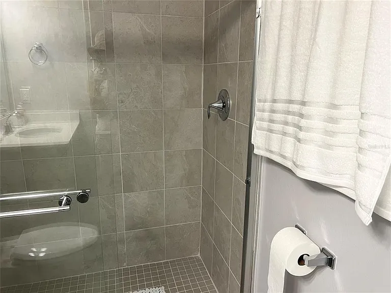 17535 Jadestone Ct — Photo 36