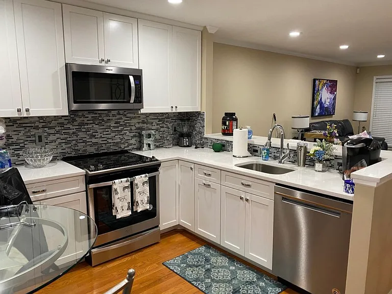 6340 Chimney Wood Ct — Photo 3