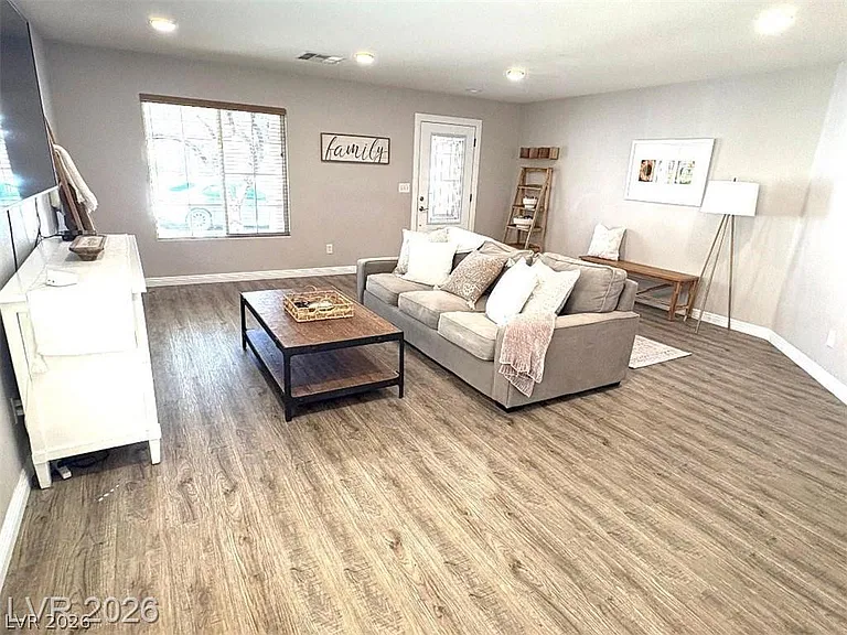 8328 Blazing Sky Ct — Photo 4