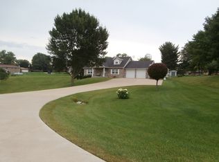 972 Il Route 35 N, East Dubuque, IL 61025