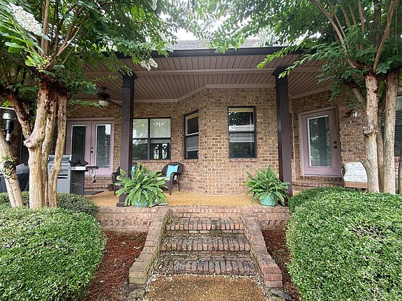 5th image of 104 Garden Park Dr