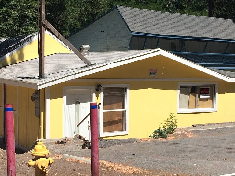 321 Highway 138 — Photo 2