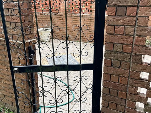 2nd image of 212 Belmont Rd #212