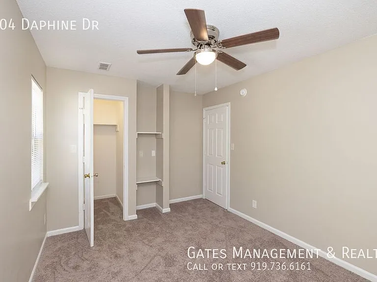 104 Daphine Dr — Photo 21