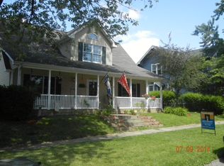 16 S Main St, Carthage, IN 46115