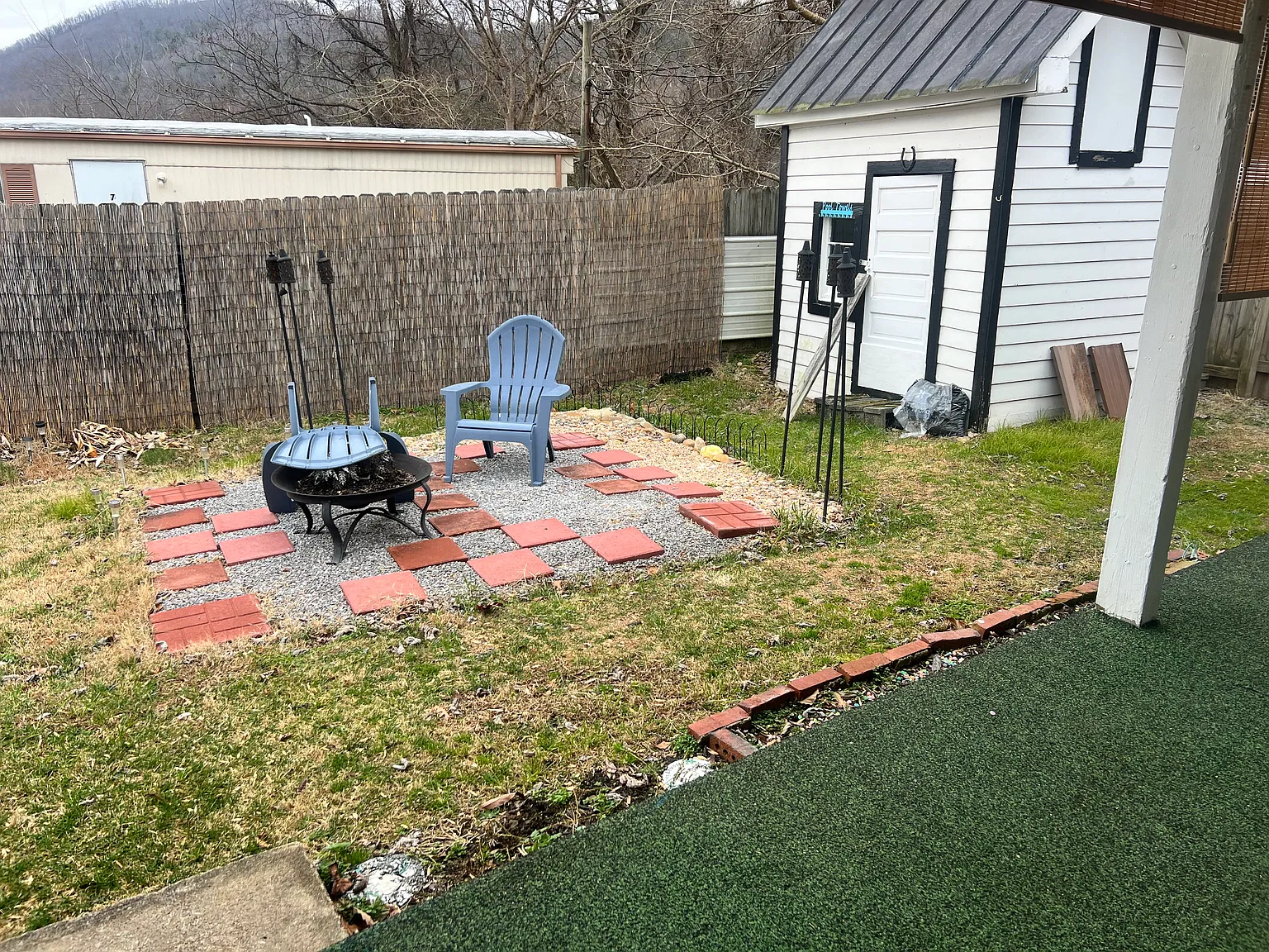 2 bed, 1.5 bath, $800 — Photo 4