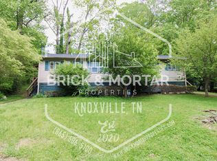 172 W Wadsworth Cir, Oak Ridge, TN 37830