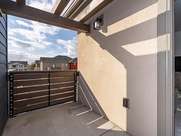 3032 N Network Ln — Photo 32