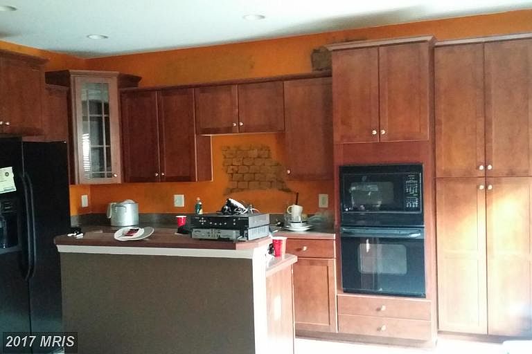 1st image of 1306 Saunders Dr