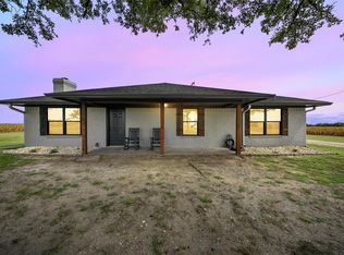 2402 Trlica Rd, West, TX 76691