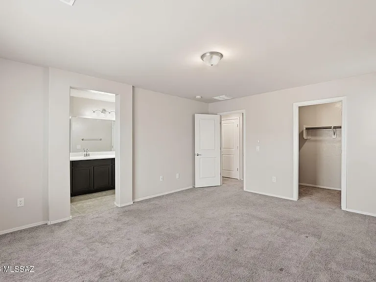 2815 N Fair Oaks Ave — Photo 21