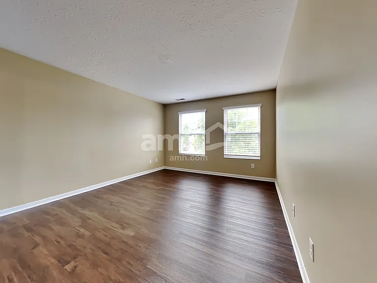 6598 Brampton Abbey — Photo 8