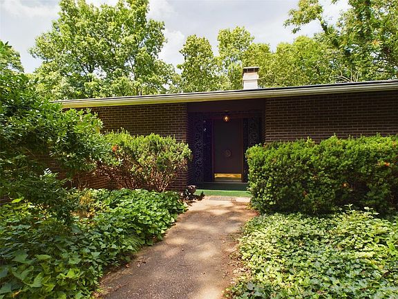 2nd image of 4429 Friarwood Dr